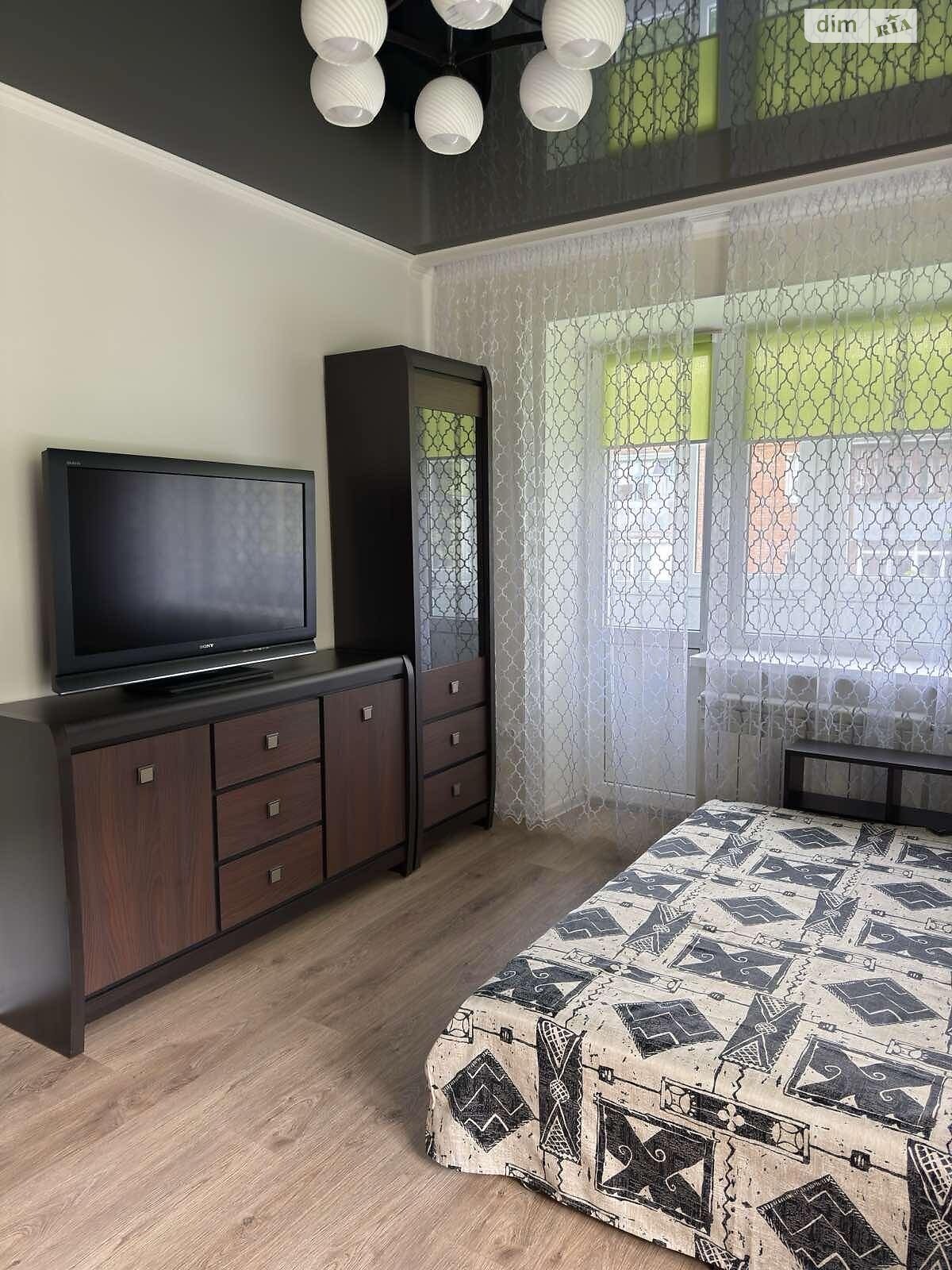 однокомнатная квартира с ремонтом в Виннице, район Свердловский массив, на ул. Князей Кориатовичей 143 в аренду на долгий срок помесячно фото 1 однокомнатная квартира с ремонтом в Виннице, район Свердловский массив, на ул. Князей Кориатовичей 143 в аренду на долгий срок помесячно фото 1