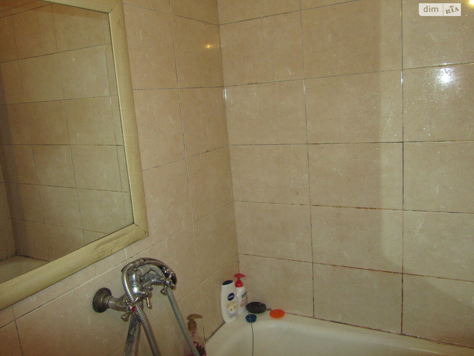 трехкомнатная квартира в Виннице, район Свердловский массив, на ул. Марии Литвиненко-Вольгемут 29 в аренду на долгий срок помесячно фото 1