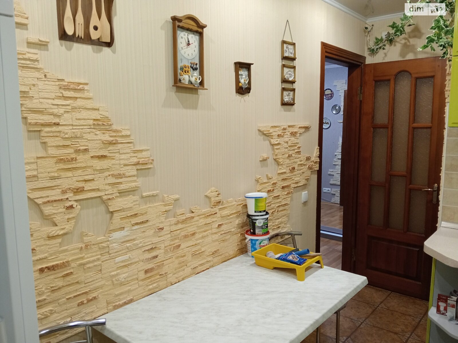 трехкомнатная квартира в Виннице, район Свердловский массив, на ул. Матроса Кошки 57 в аренду на долгий срок помесячно фото 1 трехкомнатная квартира в Виннице, район Свердловский массив, на ул. Матроса Кошки 57 в аренду на долгий срок помесячно фото 1