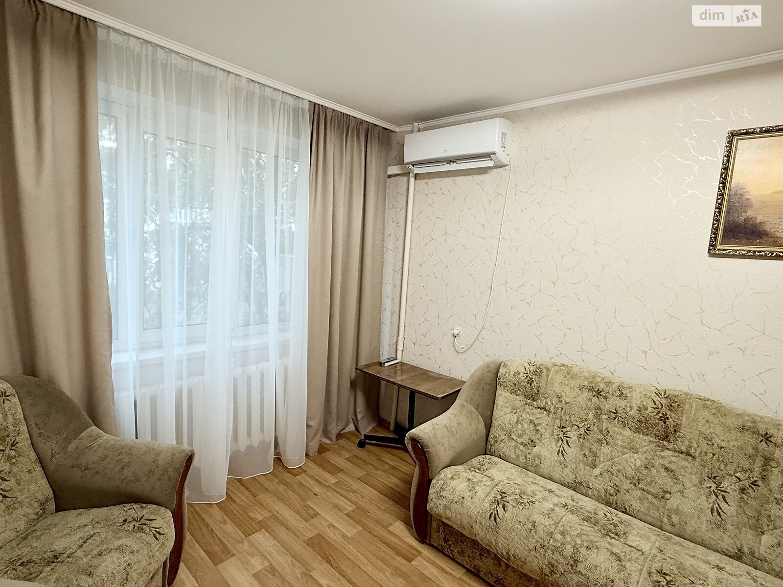 трехкомнатная квартира с мебелью в Виннице, район Свердловский массив, на ул. Сенатора Маккейна в аренду на долгий срок помесячно фото 1