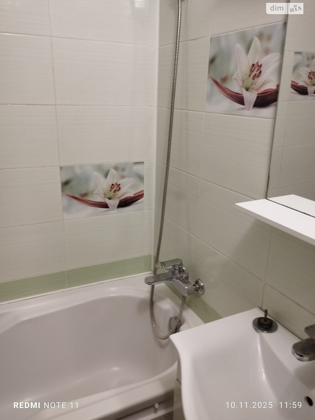 трикімнатна квартира в Вінниці, район Свердловський масив, на вул. Сенатора Маккейна 23 в довготривалу оренду помісячно фото 1