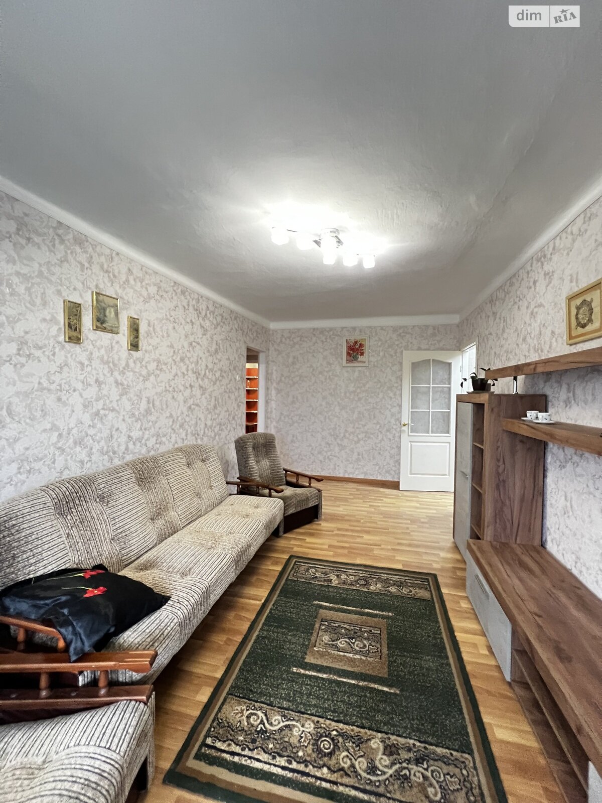 трехкомнатная квартира в Виннице, район Центр, на ул. Гоголя 21 в аренду на долгий срок помесячно фото 1