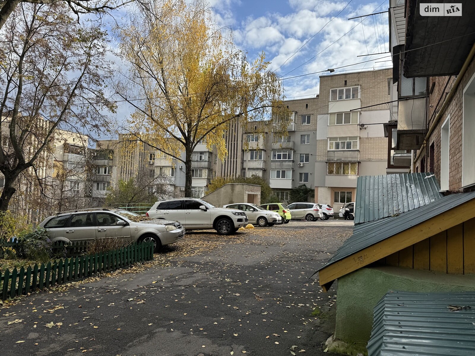 трехкомнатная квартира в Виннице, район Центр, на ул. Гоголя 21 в аренду на долгий срок помесячно фото 1