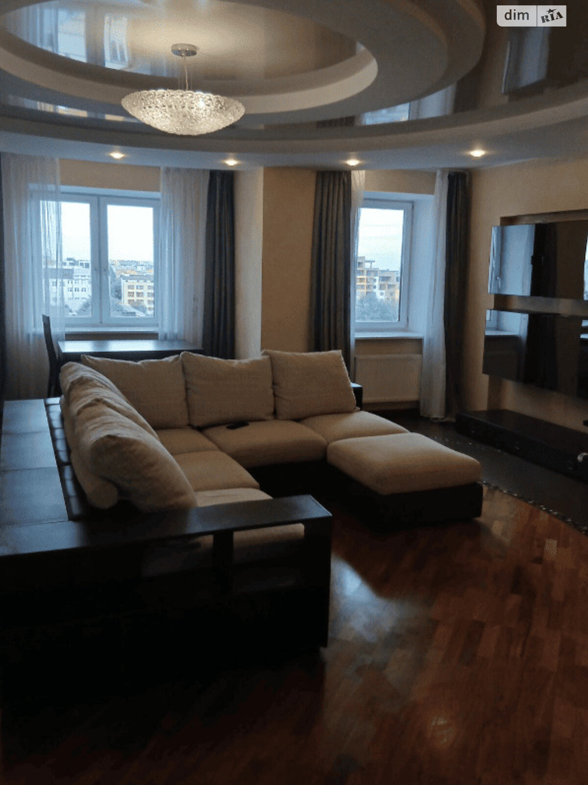 трикімнатна квартира в Вінниці, район Центр, на вул. Григорія Сковороди 10 в довготривалу оренду помісячно фото 1