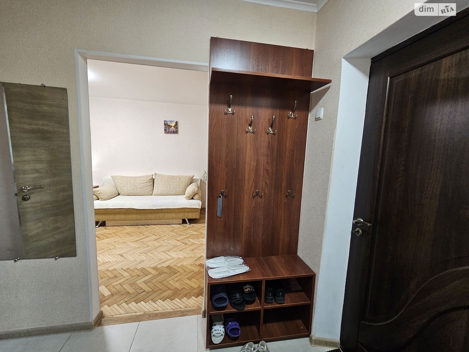 однокомнатная квартира в Виннице, район Центр, на пл. Ивана Богуна 3 в аренду на долгий срок помесячно фото 1 однокомнатная квартира в Виннице, район Центр, на пл. Ивана Богуна 3 в аренду на долгий срок помесячно фото 1