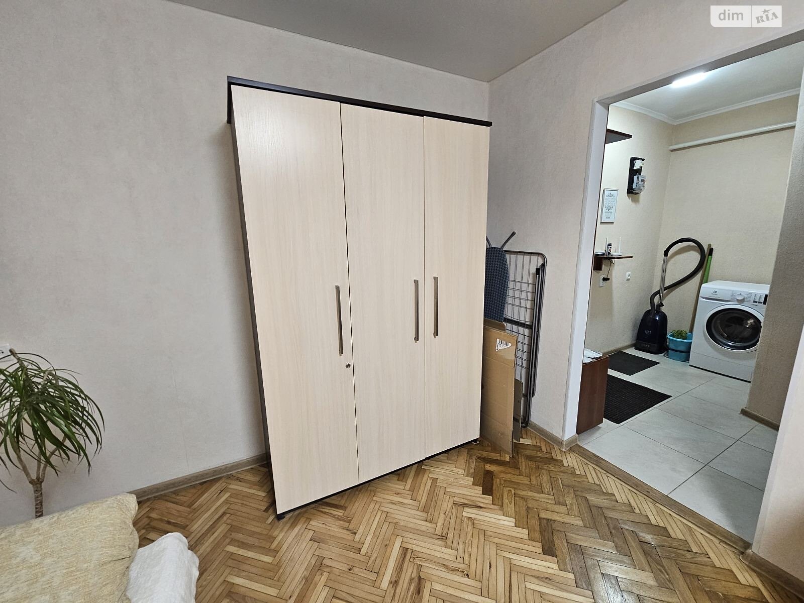 однокомнатная квартира в Виннице, район Центр, на пл. Ивана Богуна 3 в аренду на долгий срок помесячно фото 1 однокомнатная квартира в Виннице, район Центр, на пл. Ивана Богуна 3 в аренду на долгий срок помесячно фото 1