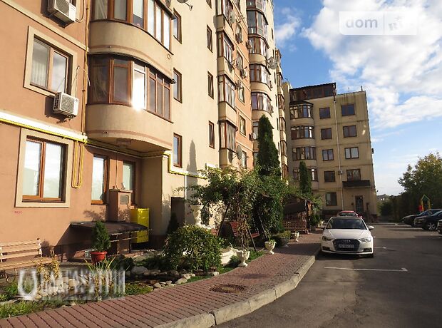 трикімнатна квартира з меблями в Вінниці, район Центр, на вул. Пушкіна в довготривалу оренду помісячно фото 1 трикімнатна квартира з меблями в Вінниці, район Центр, на вул. Пушкіна в довготривалу оренду помісячно фото 1