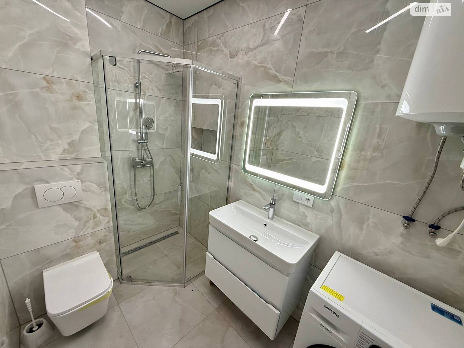 двухкомнатная квартира в Виннице, район Центр, на пер. Кирпичный в аренду на долгий срок помесячно фото 1 двухкомнатная квартира в Виннице, район Центр, на пер. Кирпичный в аренду на долгий срок помесячно фото 1