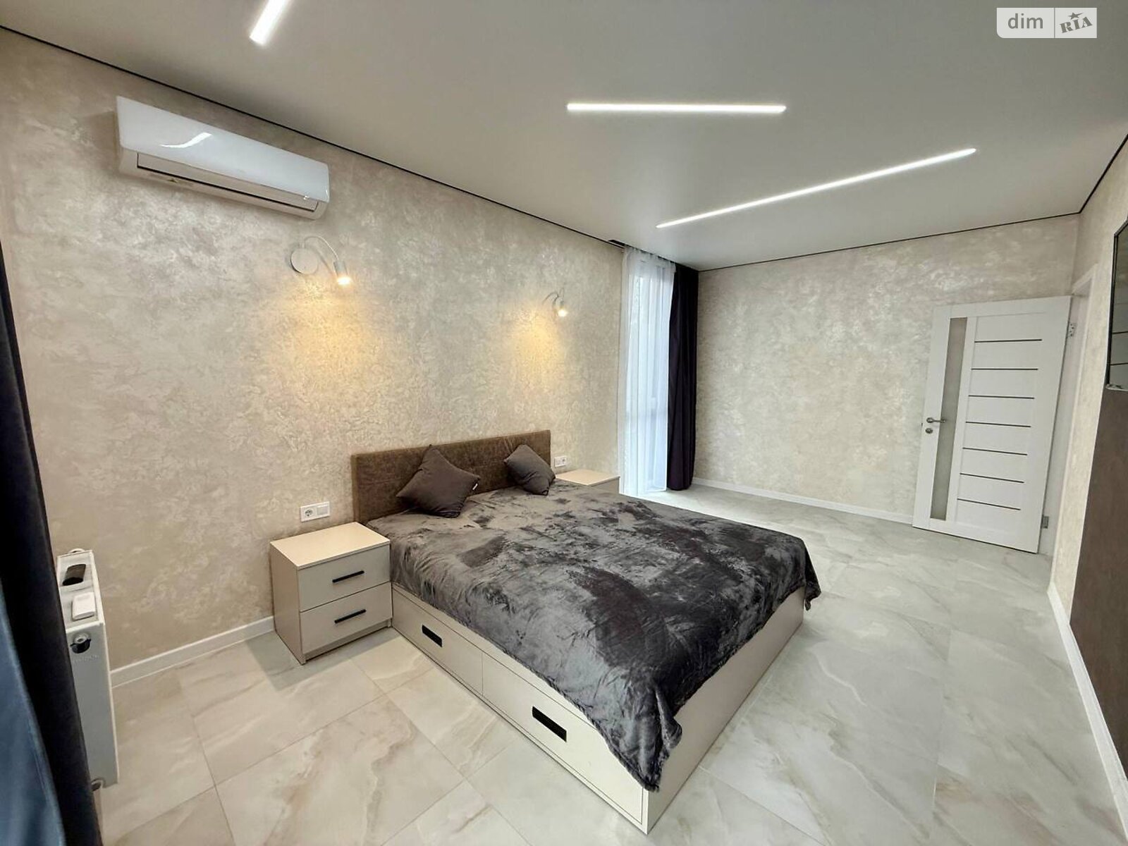 двухкомнатная квартира в Виннице, район Центр, на пер. Кирпичный в аренду на долгий срок помесячно фото 1 двухкомнатная квартира в Виннице, район Центр, на пер. Кирпичный в аренду на долгий срок помесячно фото 1