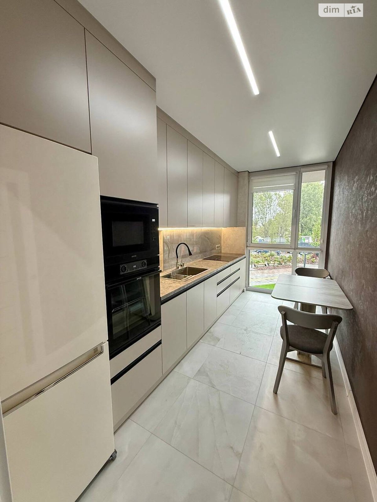 двухкомнатная квартира в Виннице, район Центр, на пер. Кирпичный в аренду на долгий срок помесячно фото 1 двухкомнатная квартира в Виннице, район Центр, на пер. Кирпичный в аренду на долгий срок помесячно фото 1