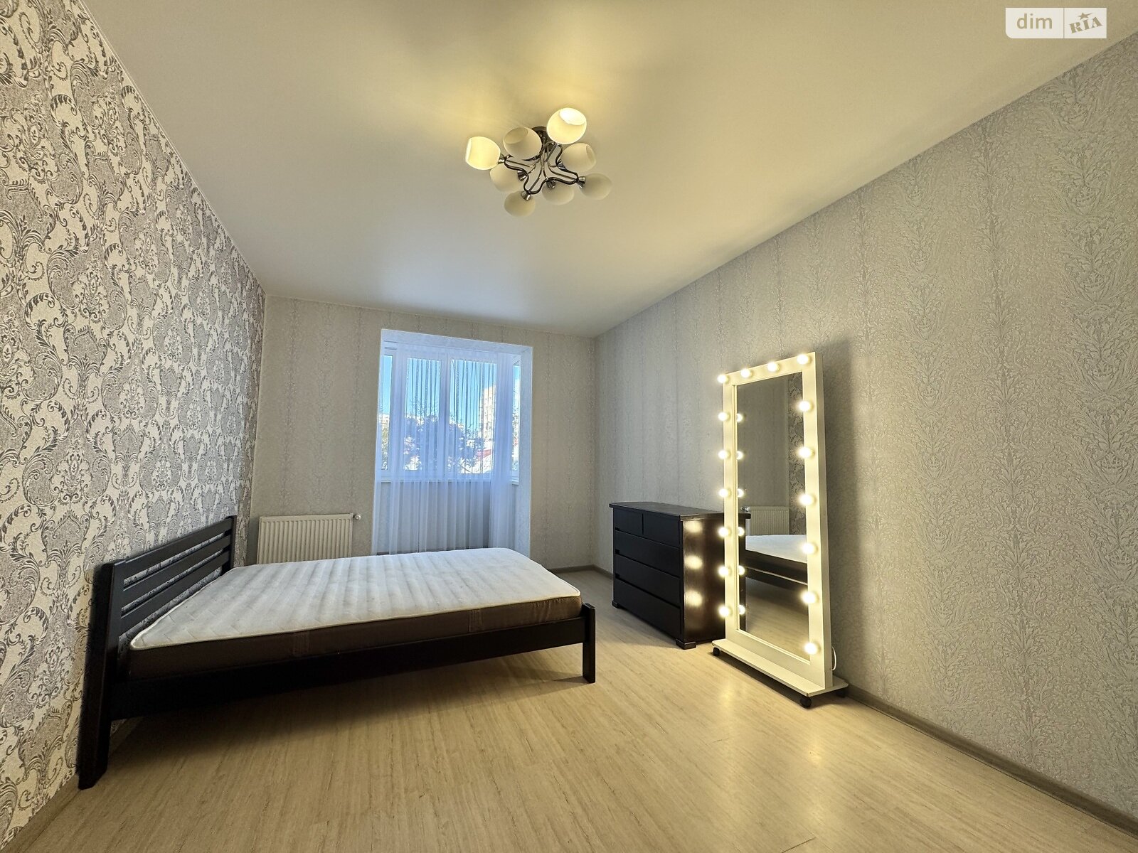 однокомнатная квартира в Виннице, район Свердловский массив, на ул. Князей Кориатовичей в аренду на долгий срок помесячно фото 1