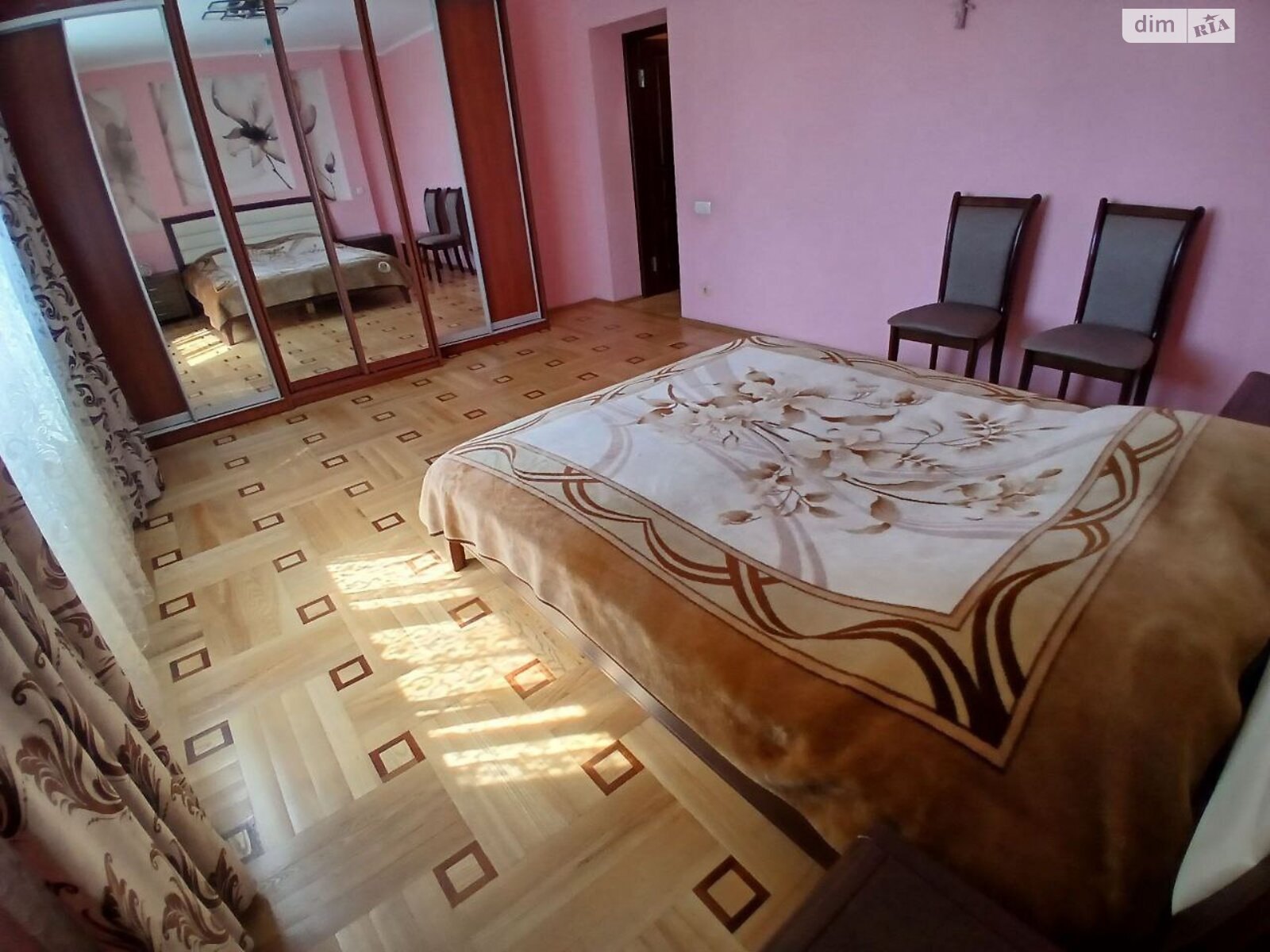 чотирикімнатна квартира в Вінниці, район Центр, на вул. Магістратська в довготривалу оренду помісячно фото 1