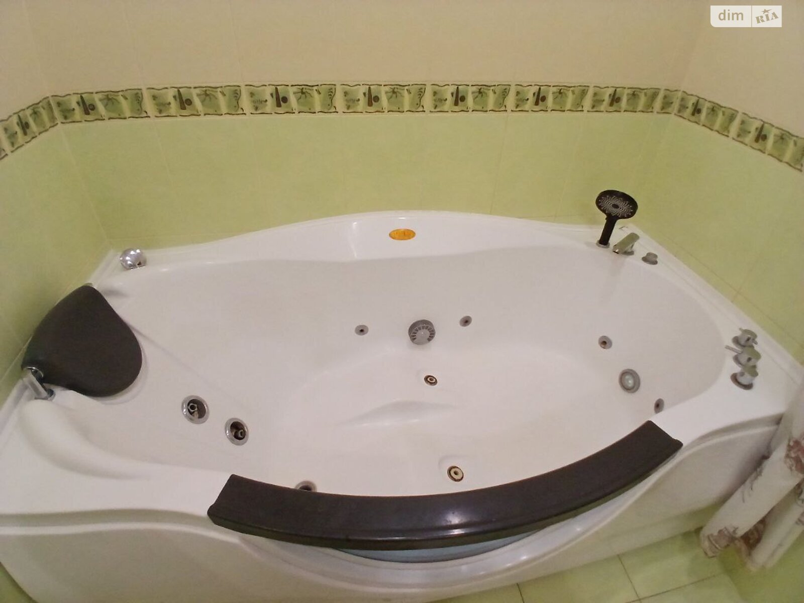 чотирикімнатна квартира в Вінниці, район Центр, на вул. Магістратська в довготривалу оренду помісячно фото 1