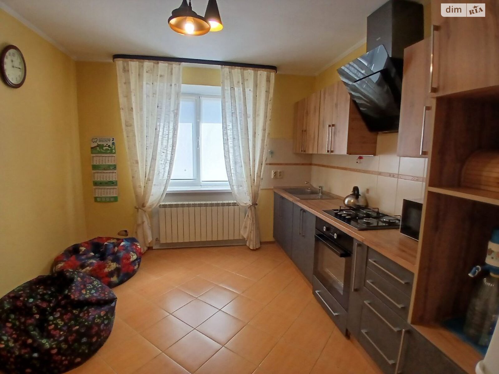 чотирикімнатна квартира в Вінниці, район Центр, на вул. Магістратська в довготривалу оренду помісячно фото 1