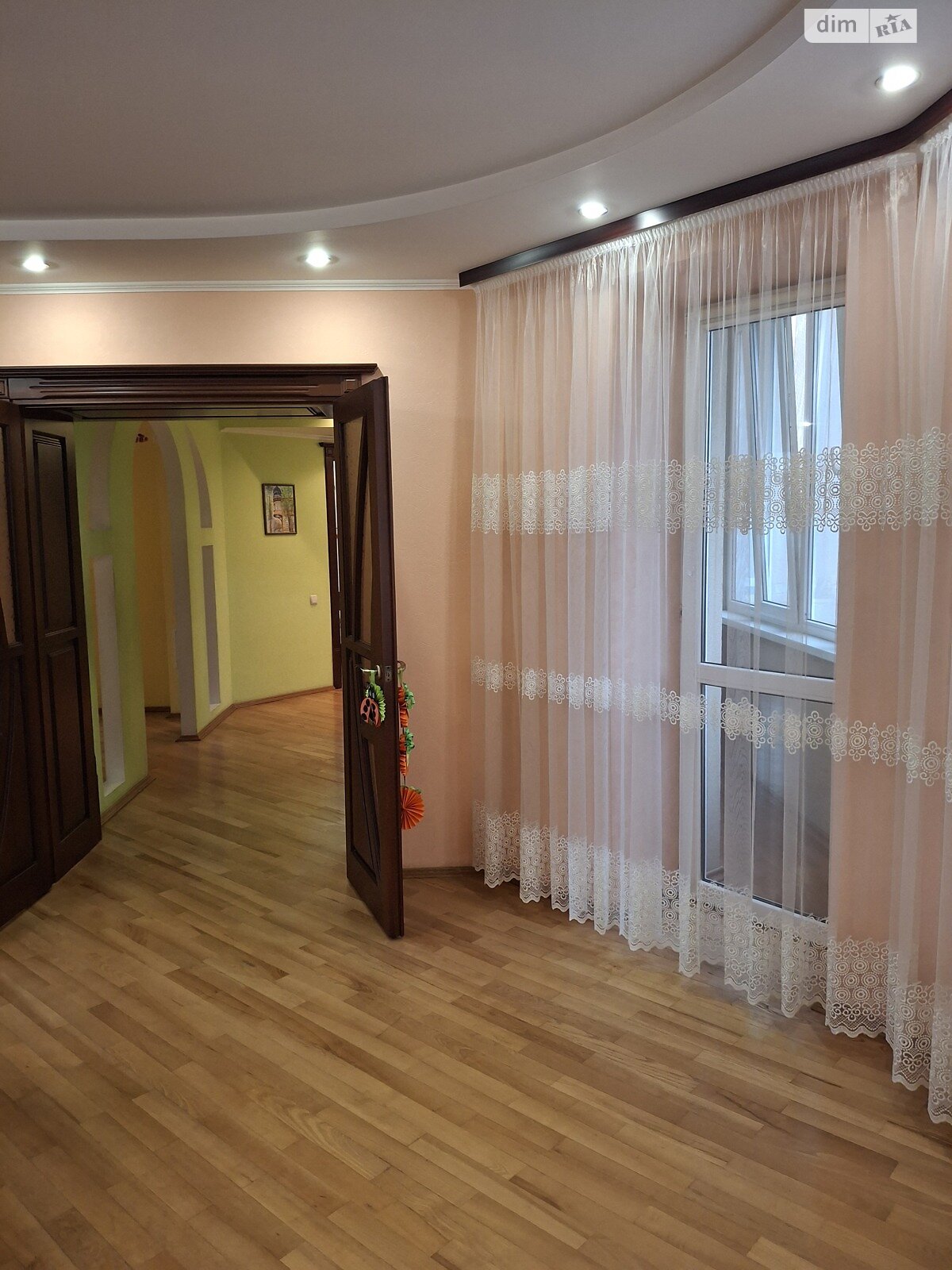 чотирикімнатна квартира в Вінниці, район Центр, на вул. Магістратська в довготривалу оренду помісячно фото 1