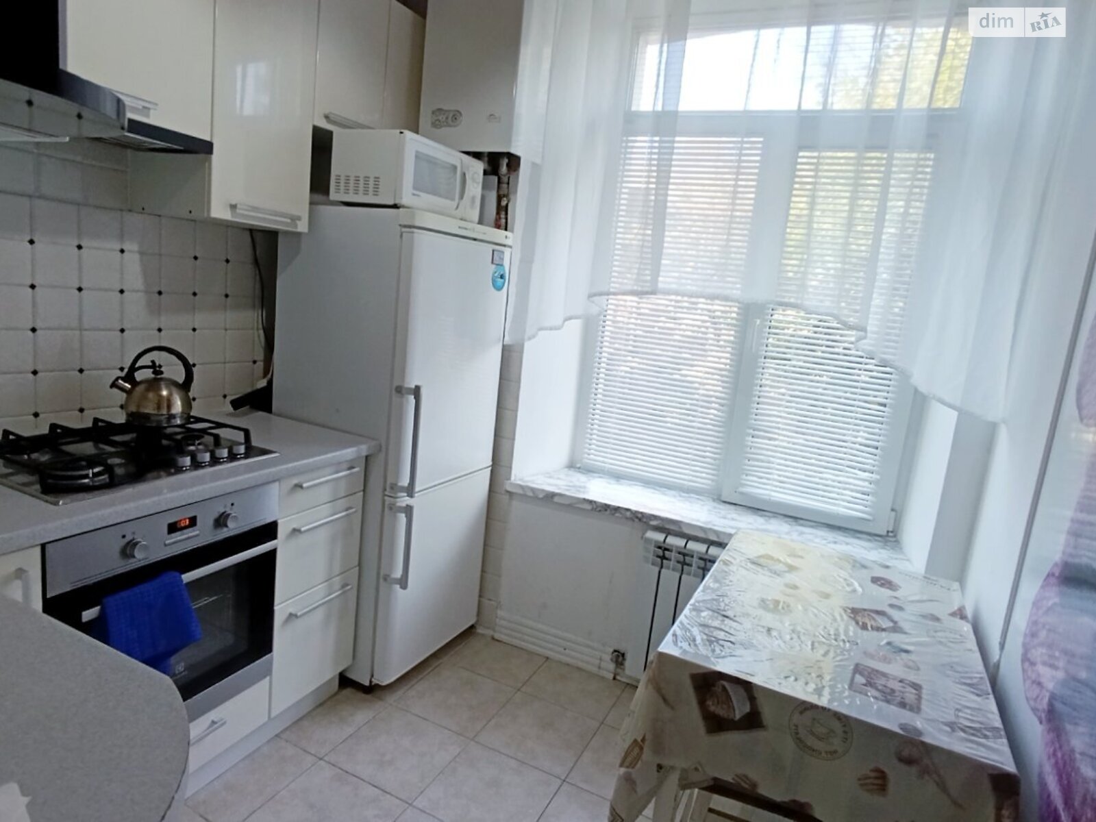 двухкомнатная квартира в Виннице, район Центр, на ул. Николая Оводова 27 в аренду на долгий срок помесячно фото 1 двухкомнатная квартира в Виннице, район Центр, на ул. Николая Оводова 27 в аренду на долгий срок помесячно фото 1