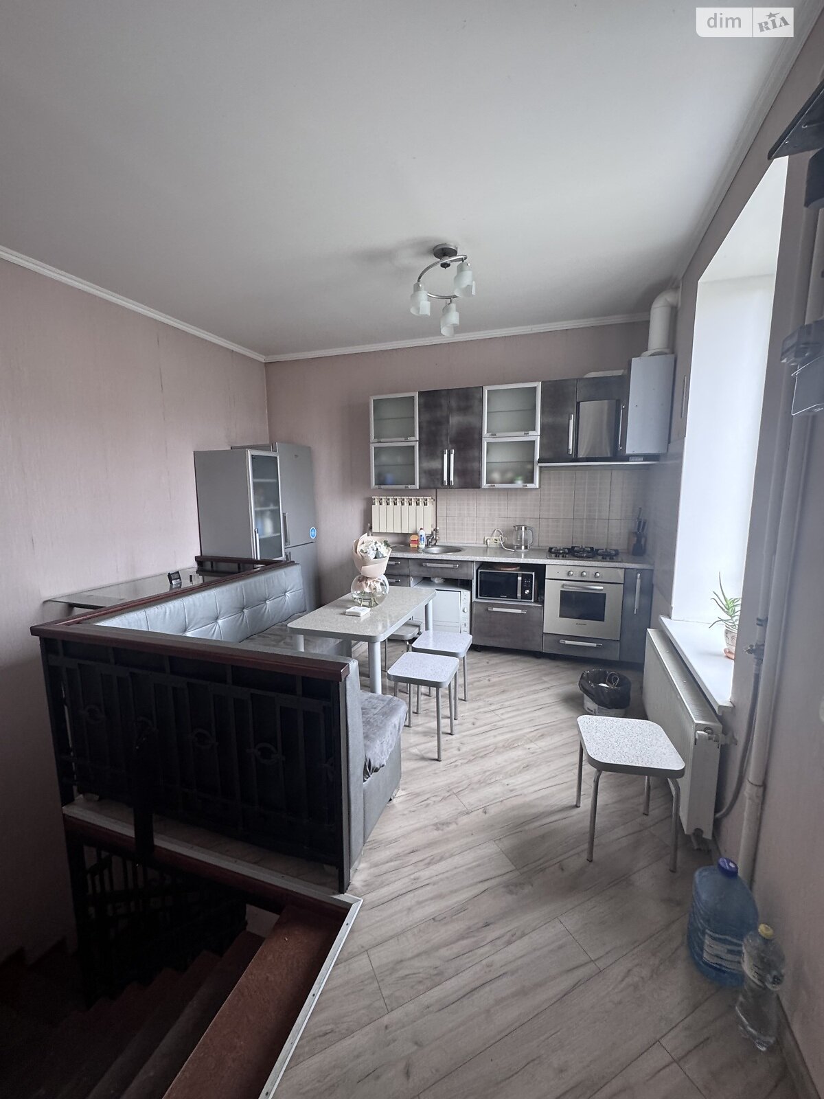 трикімнатна квартира в Вінниці, район Центр, на вул. Оводова 55 в довготривалу оренду помісячно фото 1 трикімнатна квартира в Вінниці, район Центр, на вул. Оводова 55 в довготривалу оренду помісячно фото 1