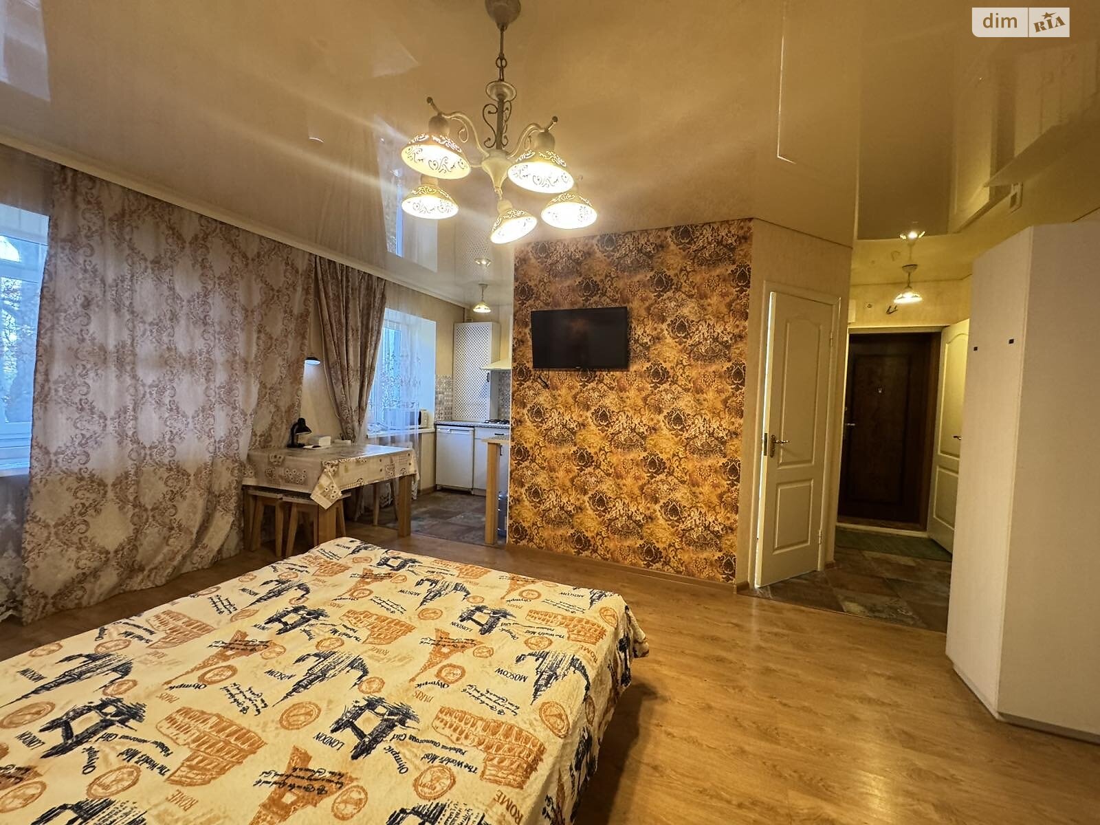 двухкомнатная квартира в Виннице, район Центр, на ул. Пирогова 13 в аренду на долгий срок помесячно фото 1