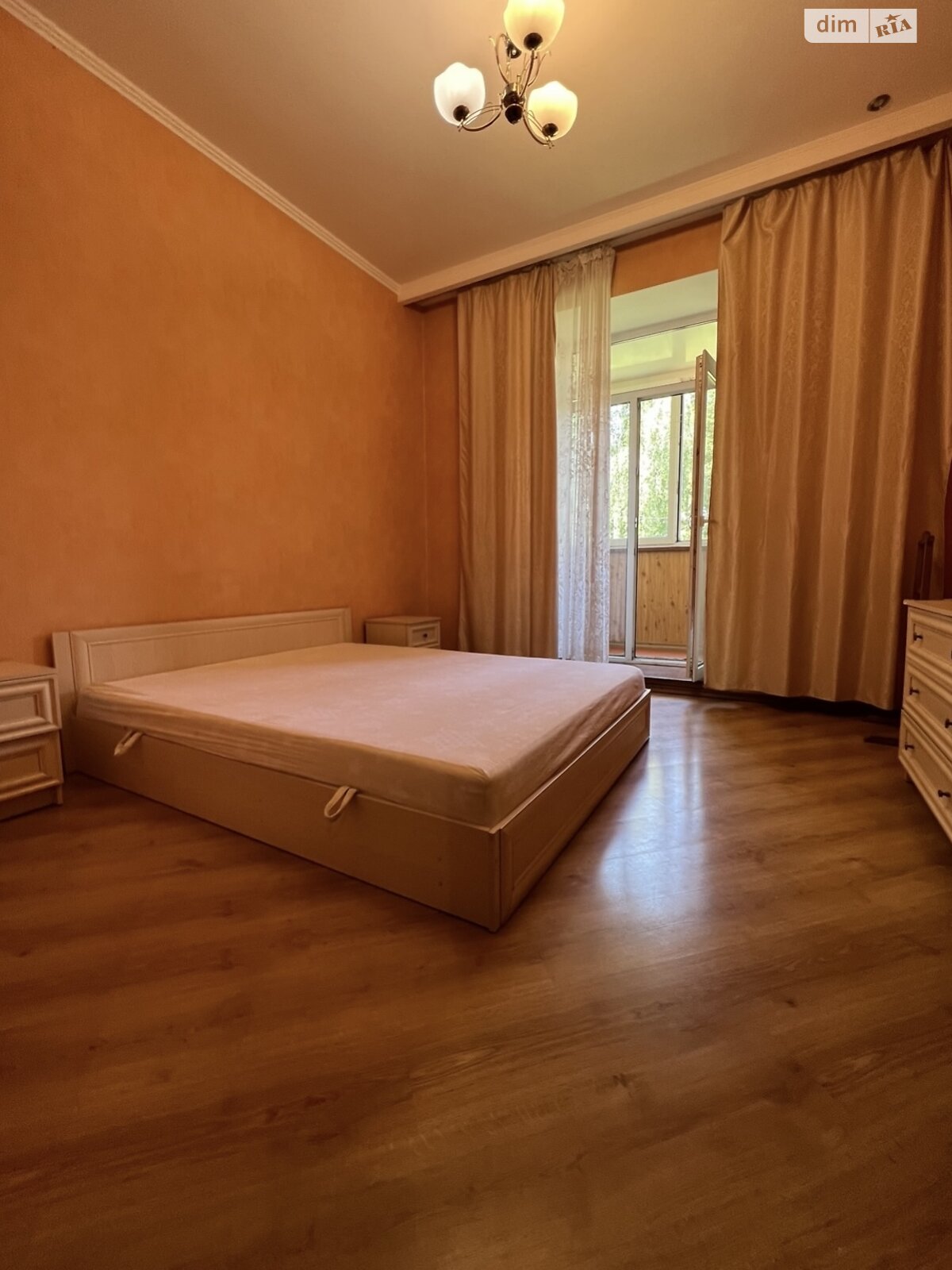 двухкомнатная квартира в Виннице, район Центр, на ул. Пирогова в аренду на долгий срок помесячно фото 1 двухкомнатная квартира в Виннице, район Центр, на ул. Пирогова в аренду на долгий срок помесячно фото 1