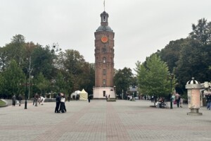 двокімнатна квартира в Вінниці, район Центр, на вул. Соборна 44 в довготривалу оренду помісячно фото 2 двокімнатна квартира в Вінниці, район Центр, на вул. Соборна 44 в довготривалу оренду помісячно фото 2