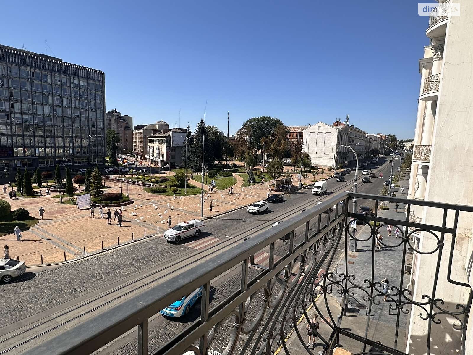 двокімнатна квартира в Вінниці, район Центр, на вул. Соборна 44 в довготривалу оренду помісячно фото 1 двокімнатна квартира в Вінниці, район Центр, на вул. Соборна 44 в довготривалу оренду помісячно фото 1