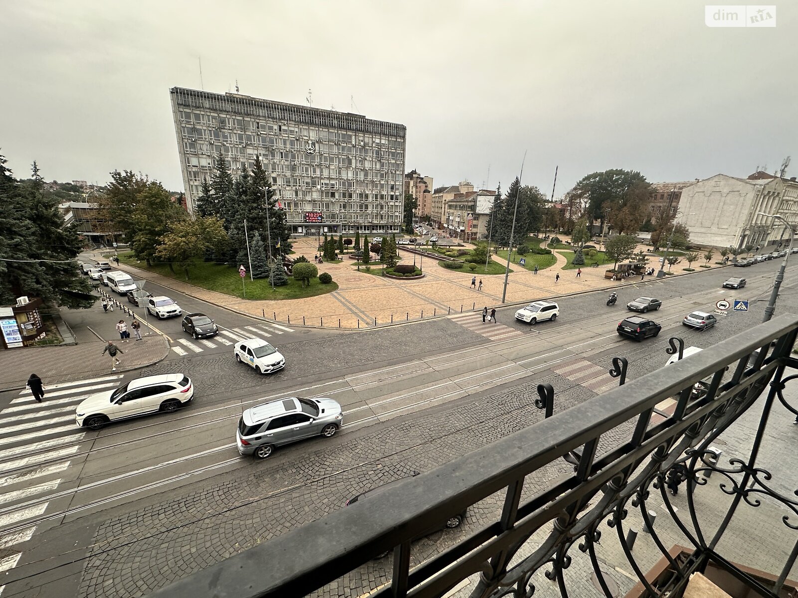 двокімнатна квартира в Вінниці, район Центр, на вул. Соборна 44 в довготривалу оренду помісячно фото 1 двокімнатна квартира в Вінниці, район Центр, на вул. Соборна 44 в довготривалу оренду помісячно фото 1