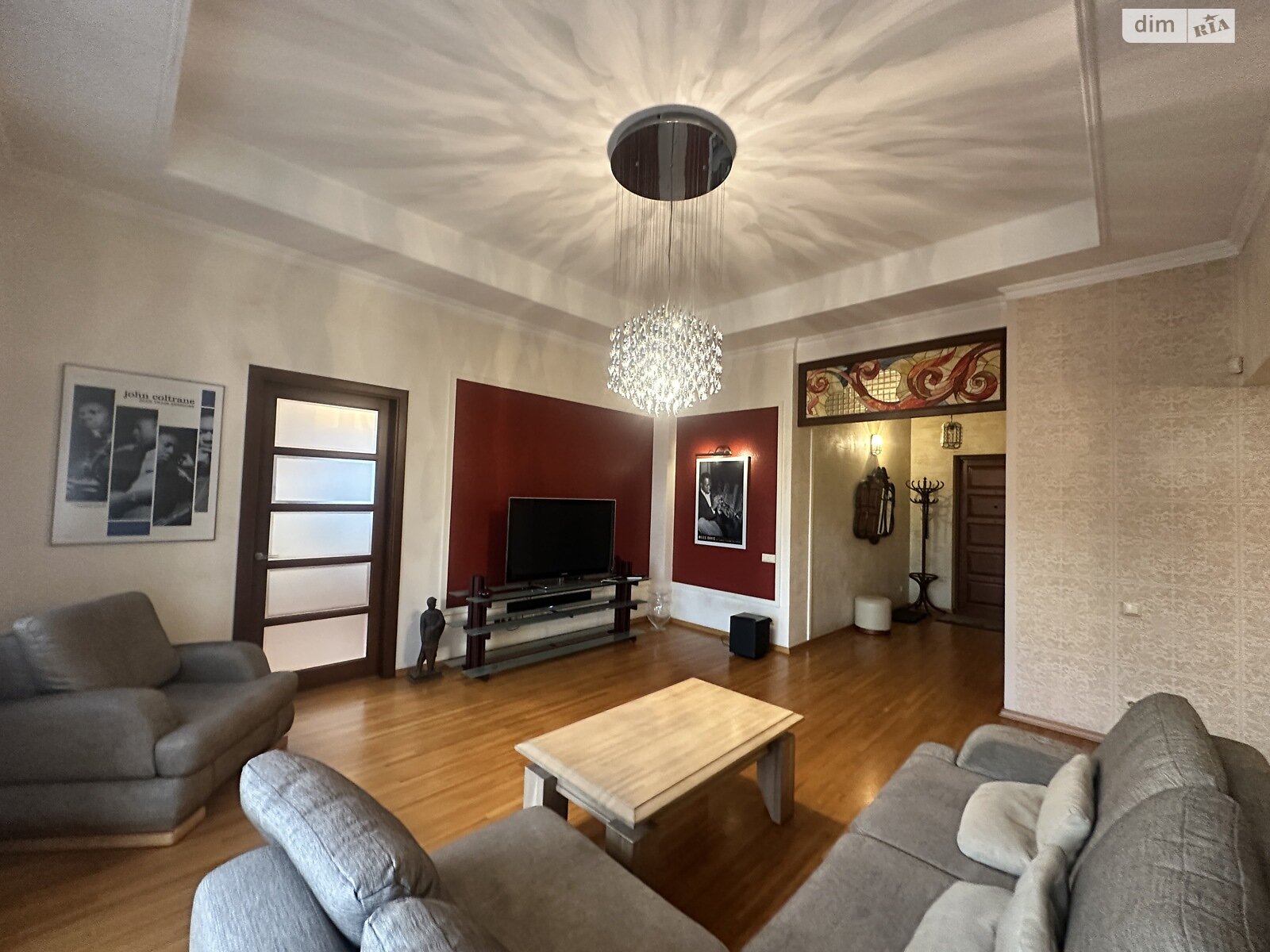 двокімнатна квартира в Вінниці, район Центр, на вул. Соборна 44 в довготривалу оренду помісячно фото 1 двокімнатна квартира в Вінниці, район Центр, на вул. Соборна 44 в довготривалу оренду помісячно фото 1