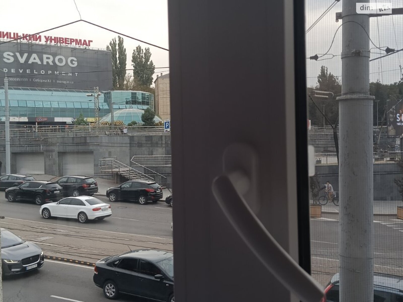 трикімнатна квартира в Вінниці, район Центр, на вул. Соборна в довготривалу оренду помісячно фото 1