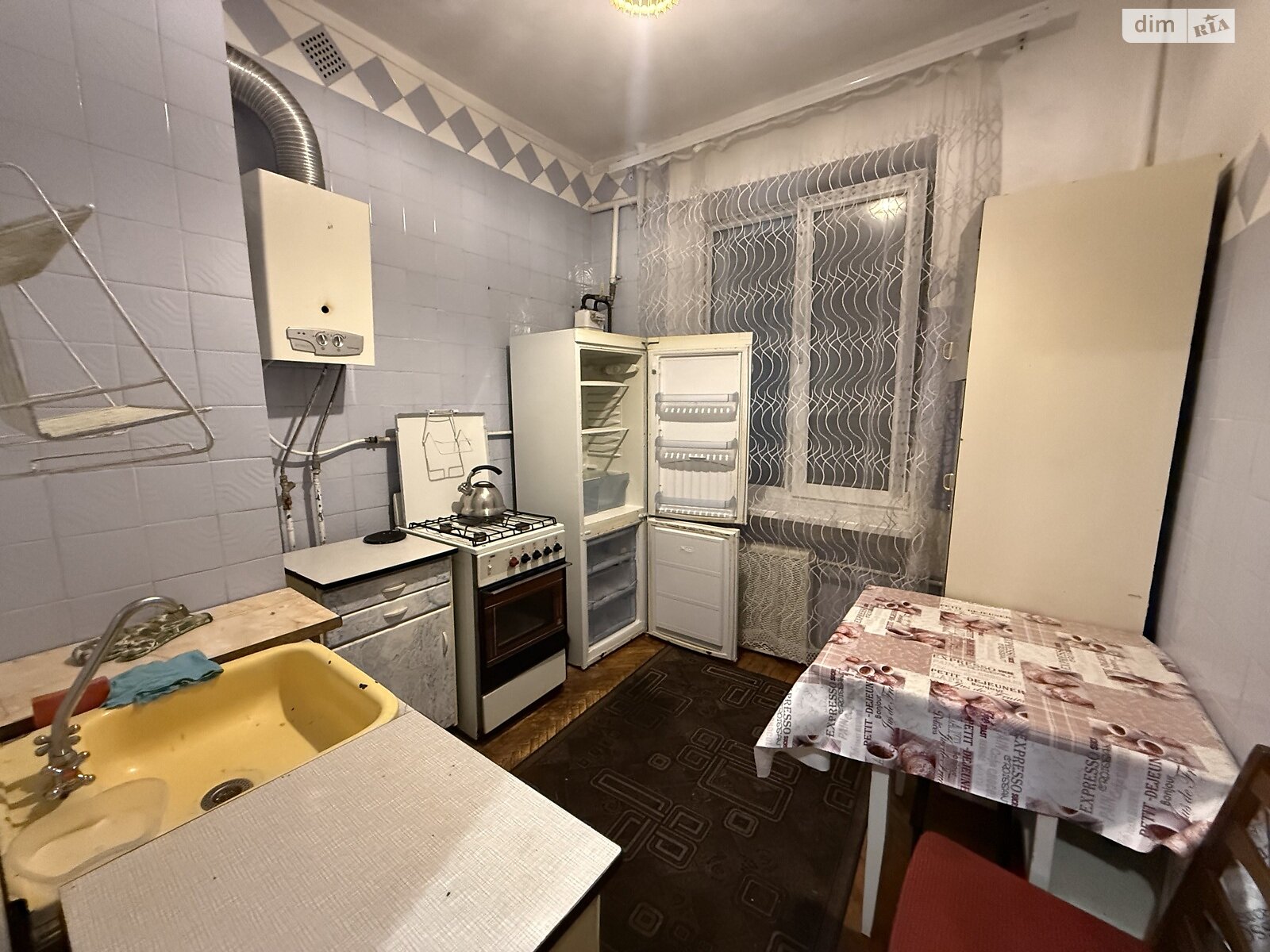 трехкомнатная квартира в Виннице, район Центр, на ул. Соборная 101 в аренду на долгий срок помесячно фото 1