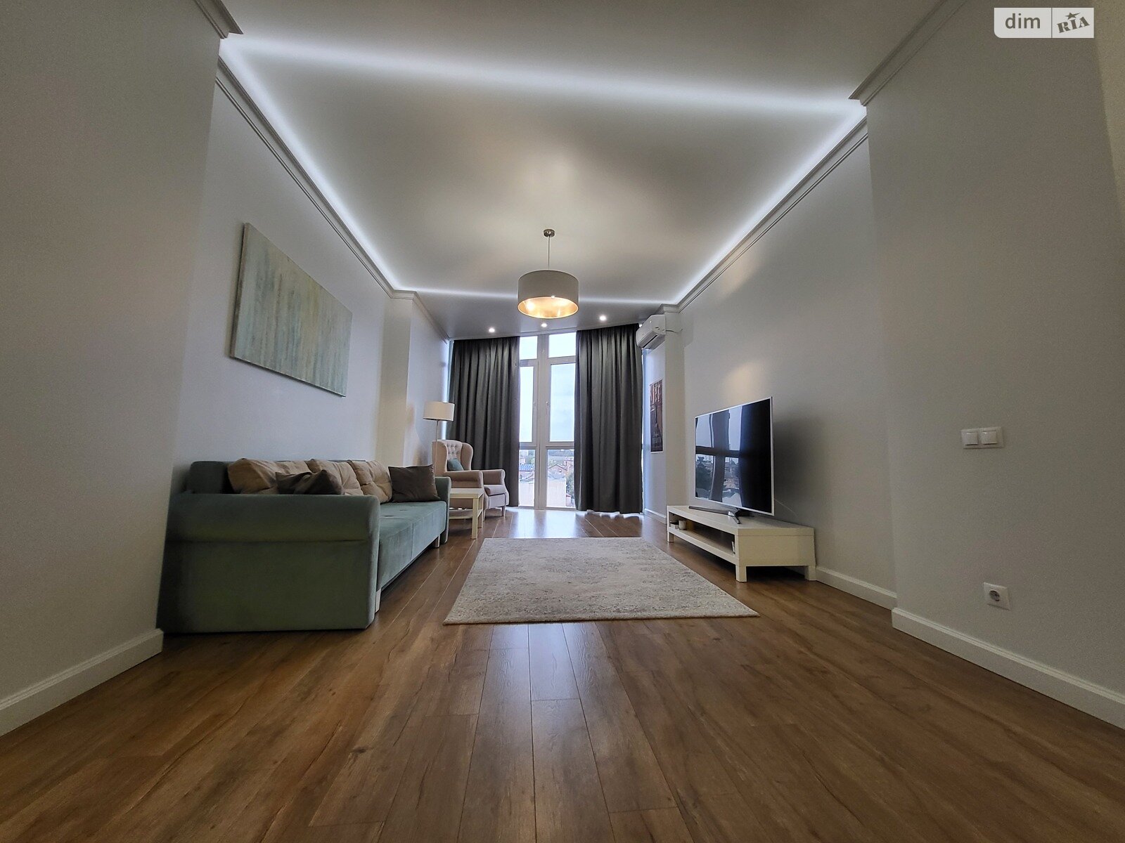 чотирикімнатна квартира в Вінниці, район Центр, на вул. Степана Бандери в довготривалу оренду помісячно фото 1