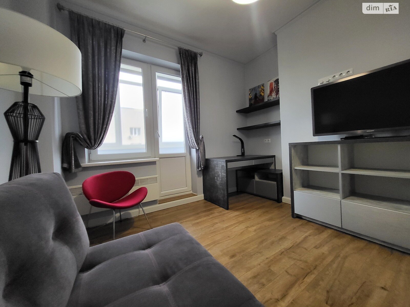 чотирикімнатна квартира в Вінниці, район Центр, на вул. Степана Бандери в довготривалу оренду помісячно фото 1