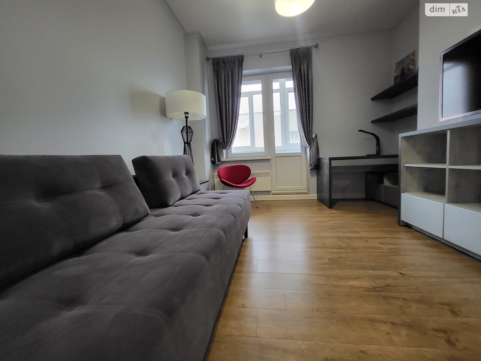 чотирикімнатна квартира в Вінниці, район Центр, на вул. Степана Бандери в довготривалу оренду помісячно фото 1