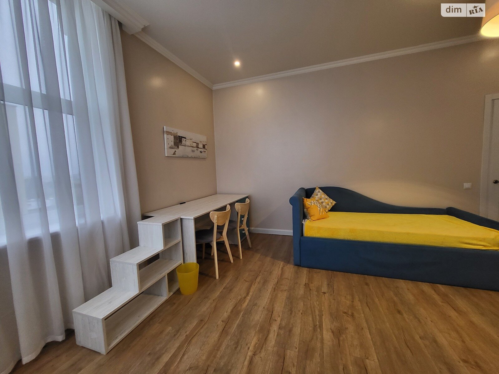 чотирикімнатна квартира в Вінниці, район Центр, на вул. Степана Бандери в довготривалу оренду помісячно фото 1