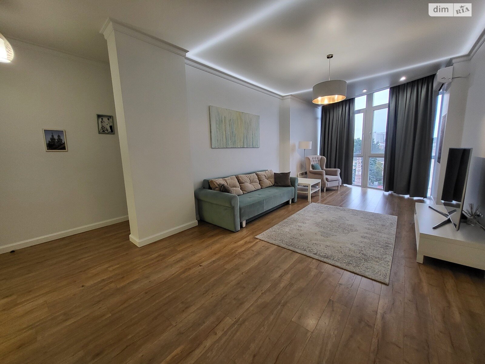 чотирикімнатна квартира в Вінниці, район Центр, на вул. Степана Бандери в довготривалу оренду помісячно фото 1