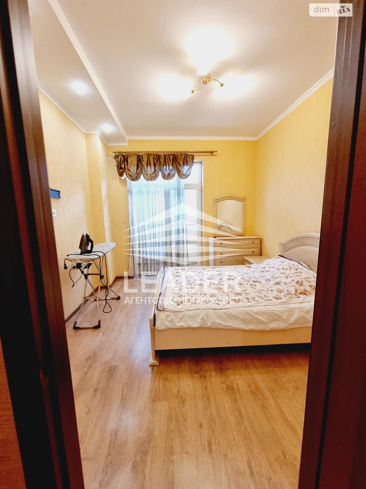 двокімнатна квартира в Вінниці, район Центр, на вул. Степана Бандери в довготривалу оренду помісячно фото 1