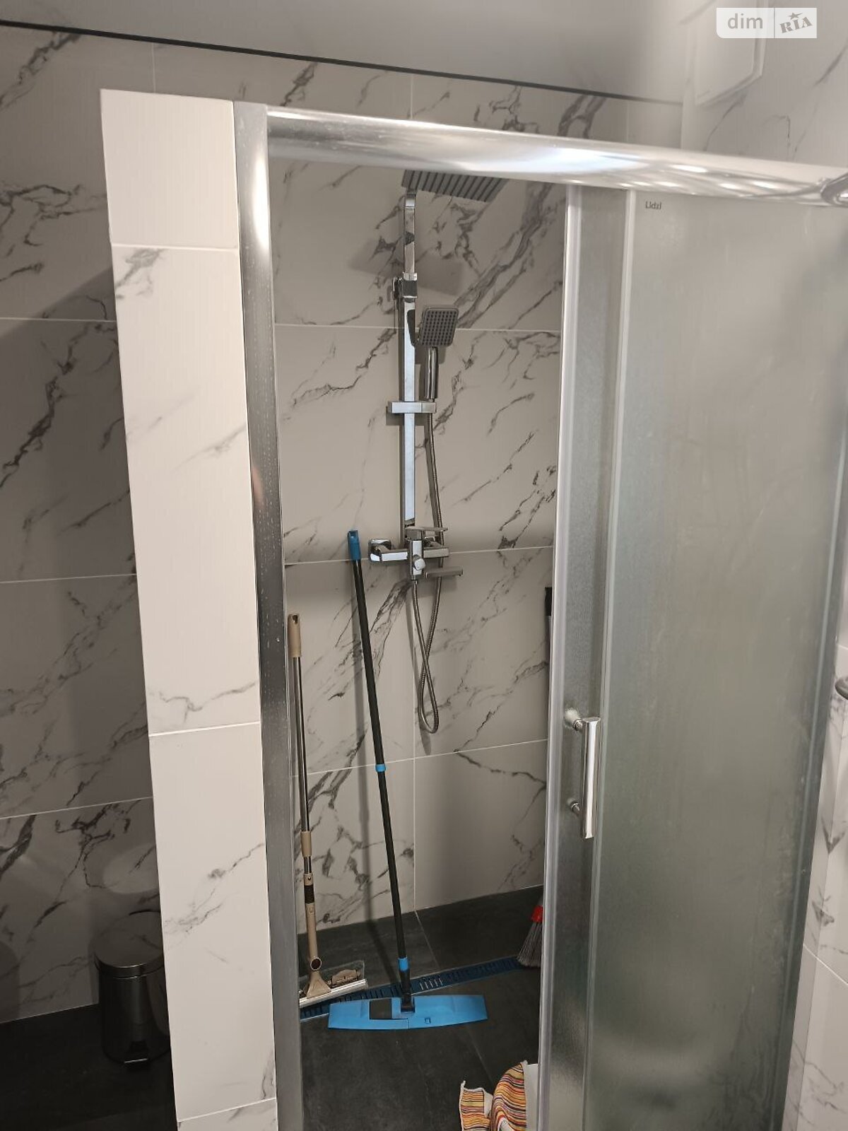 трехкомнатная квартира в Виннице, район Центр, на ул. Степана Бандеры в аренду на долгий срок помесячно фото 1