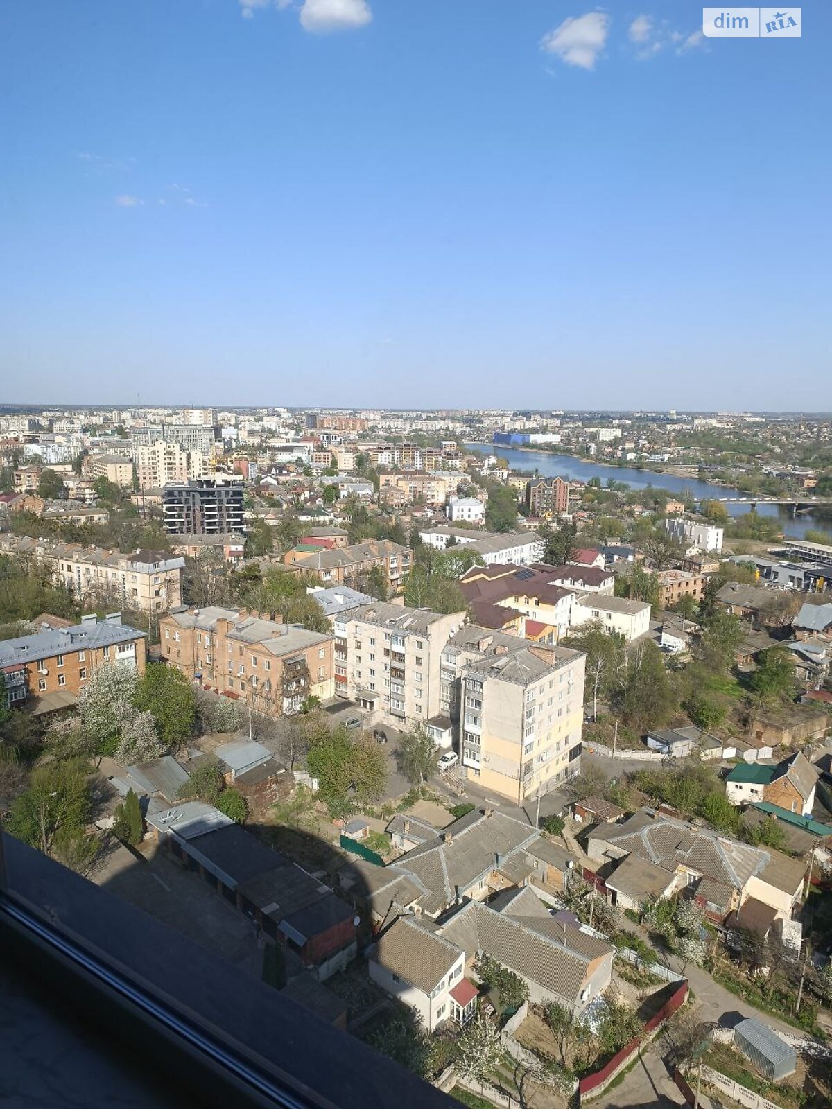 трехкомнатная квартира в Виннице, район Центр, на ул. Степана Бандеры в аренду на долгий срок помесячно фото 1