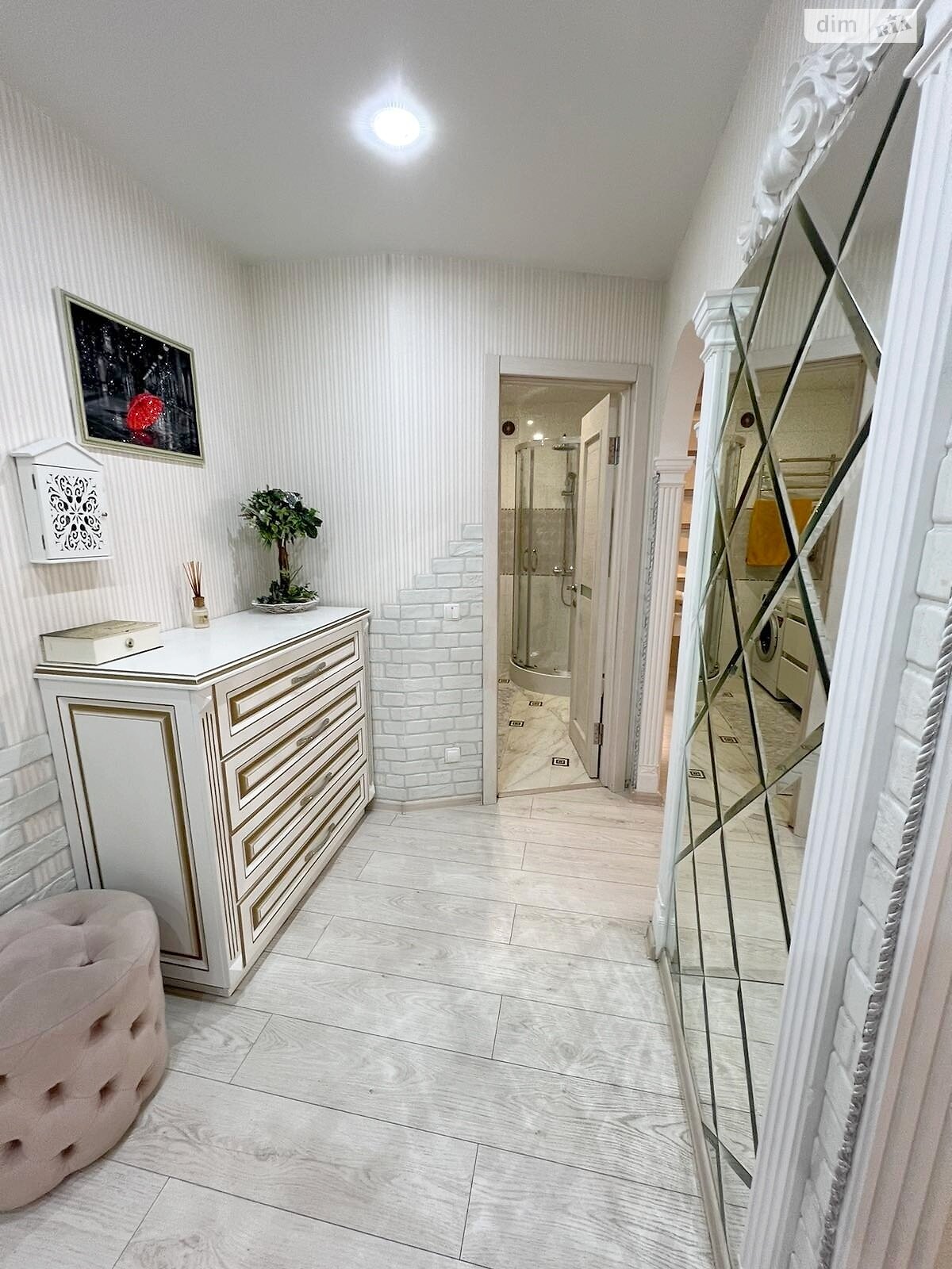 трехкомнатная квартира в Виннице, район Центр, на ул. Степана Бандеры в аренду на долгий срок помесячно фото 1