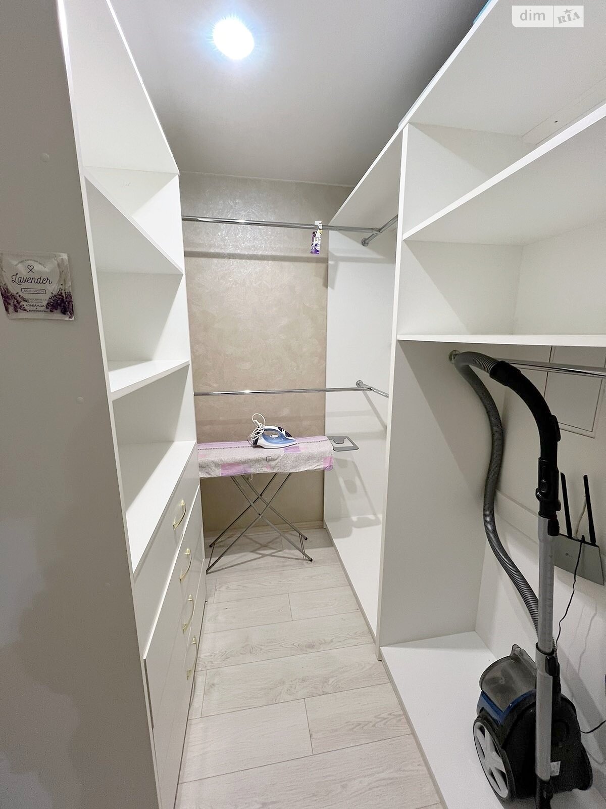 трехкомнатная квартира в Виннице, район Центр, на ул. Степана Бандеры в аренду на долгий срок помесячно фото 1