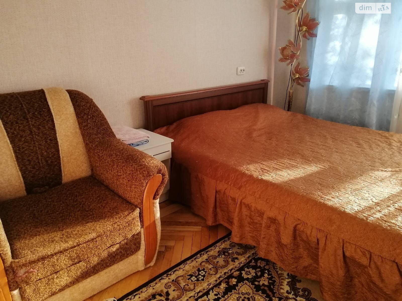трехкомнатная квартира в Виннице, район Урожай, на ул. Марии Литвиненко-Вольгемут 40 в аренду на долгий срок помесячно фото 1