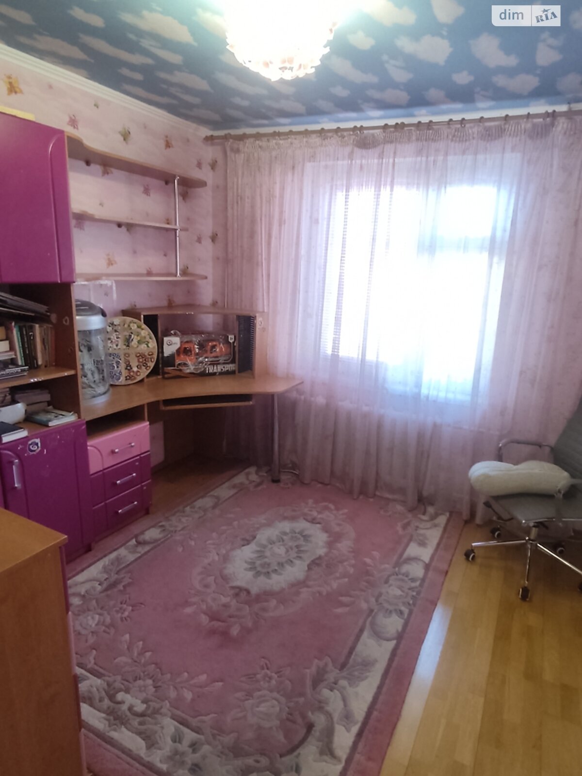 трехкомнатная квартира в Виннице, район Урожай, на ул. Марии Литвиненко-Вольгемут в аренду на долгий срок помесячно фото 1 трехкомнатная квартира в Виннице, район Урожай, на ул. Марии Литвиненко-Вольгемут в аренду на долгий срок помесячно фото 1