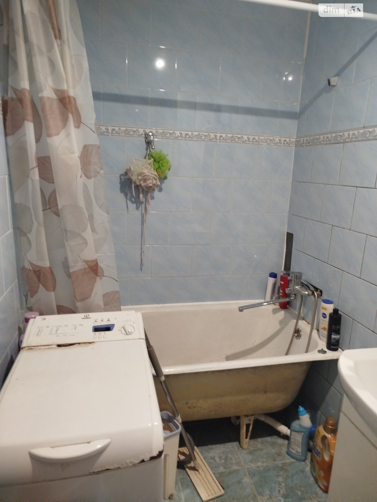 трехкомнатная квартира в Виннице, район Урожай, на ул. Марии Литвиненко-Вольгемут в аренду на долгий срок помесячно фото 1