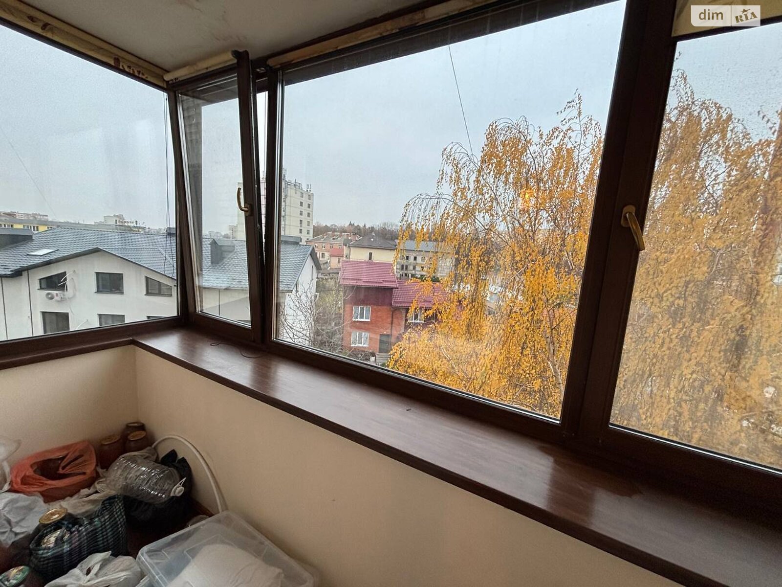 трехкомнатная квартира в Виннице, район Урожай, на ул. Марии Литвиненко-Вольгемут в аренду на долгий срок помесячно фото 1