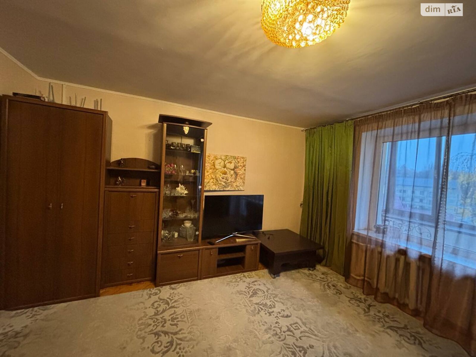 трехкомнатная квартира в Виннице, район Урожай, на ул. Марии Литвиненко-Вольгемут в аренду на долгий срок помесячно фото 1