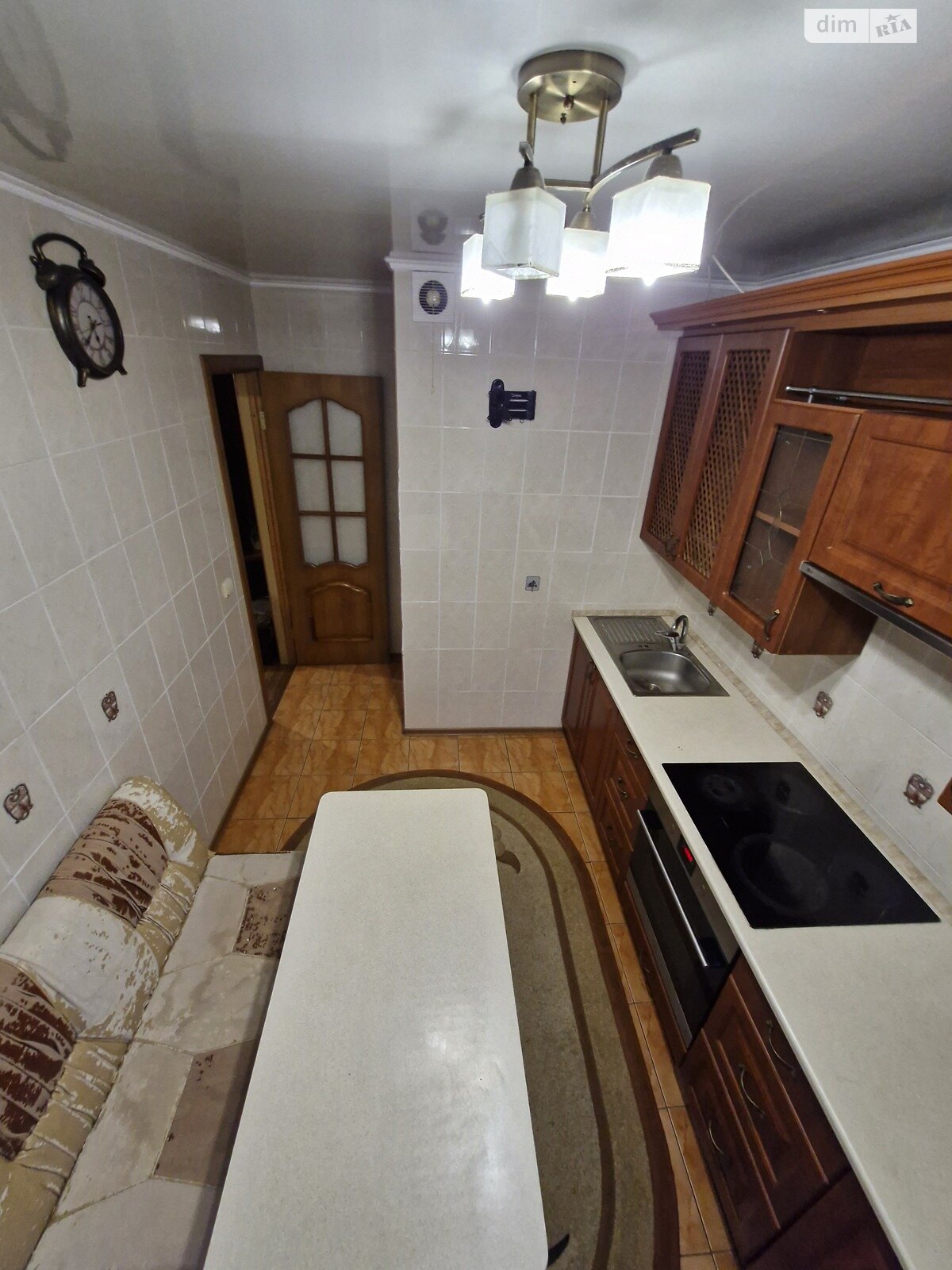 трехкомнатная квартира в Виннице, район Урожай, на ул. Марии Литвиненко-Вольгемут 30 в аренду на долгий срок помесячно фото 1