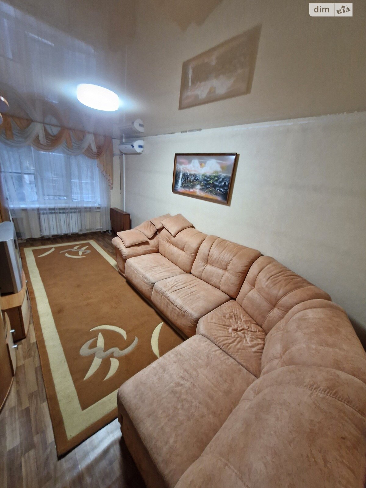 трехкомнатная квартира в Виннице, район Урожай, на ул. Марии Литвиненко-Вольгемут 30 в аренду на долгий срок помесячно фото 1