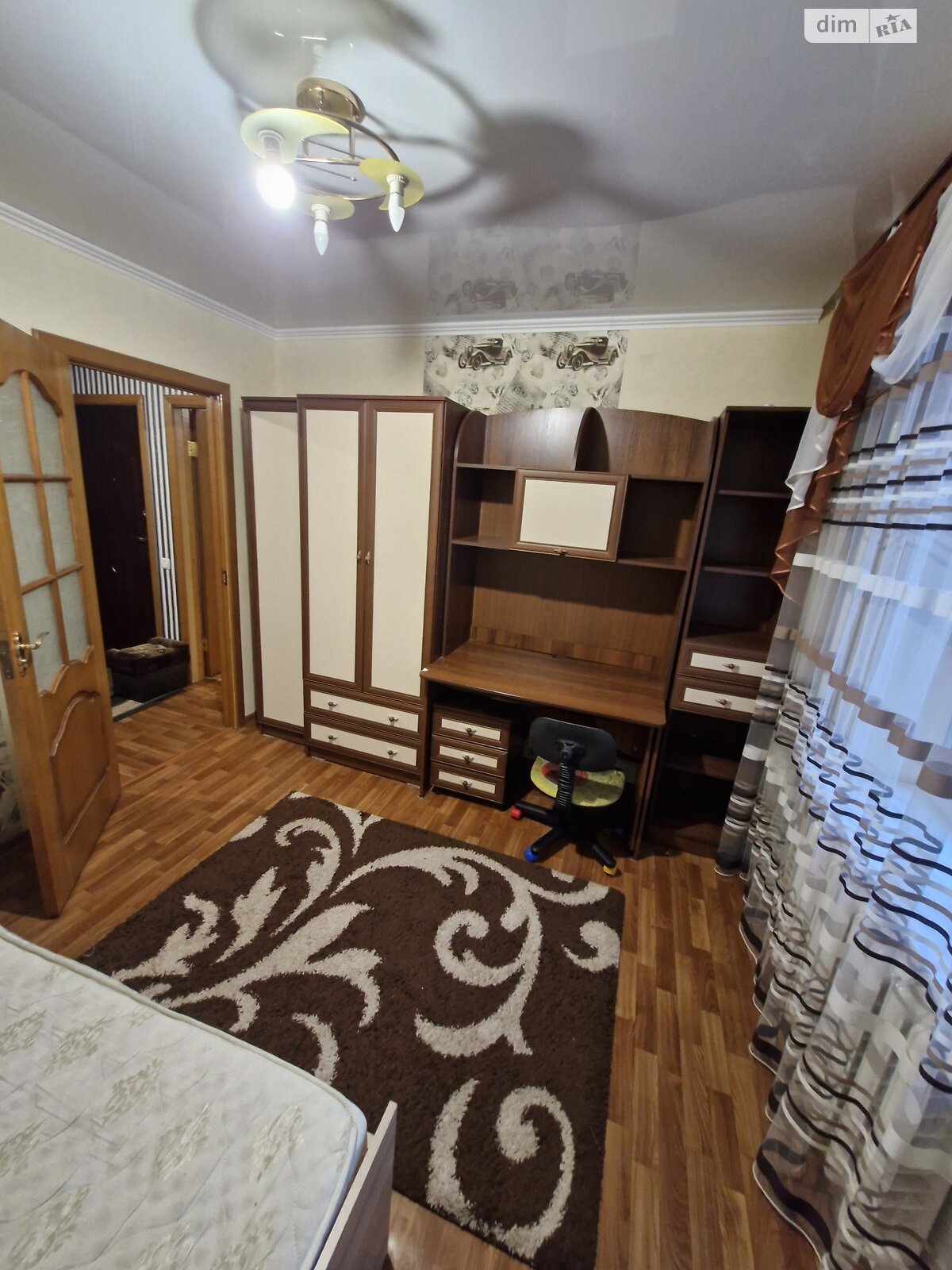 трехкомнатная квартира в Виннице, район Урожай, на ул. Марии Литвиненко-Вольгемут 30 в аренду на долгий срок помесячно фото 1