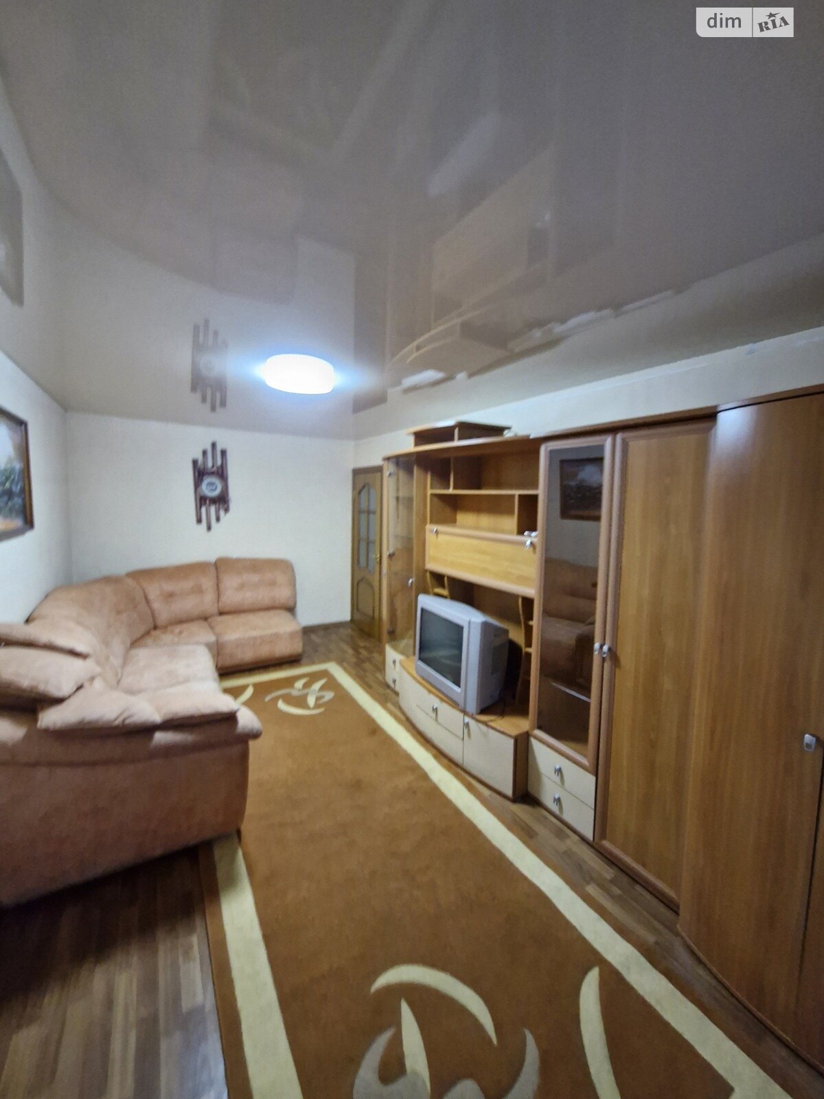 трехкомнатная квартира в Виннице, район Урожай, на ул. Марии Литвиненко-Вольгемут 30 в аренду на долгий срок помесячно фото 1