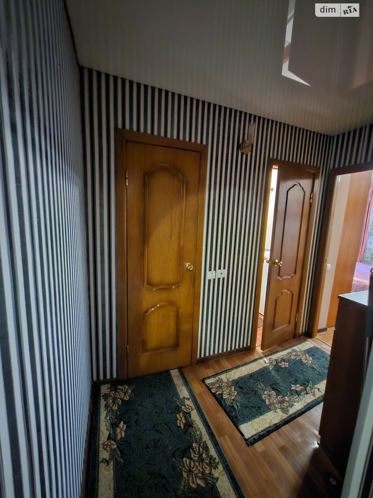 трехкомнатная квартира в Виннице, район Урожай, на ул. Марии Литвиненко-Вольгемут 30 в аренду на долгий срок помесячно фото 1