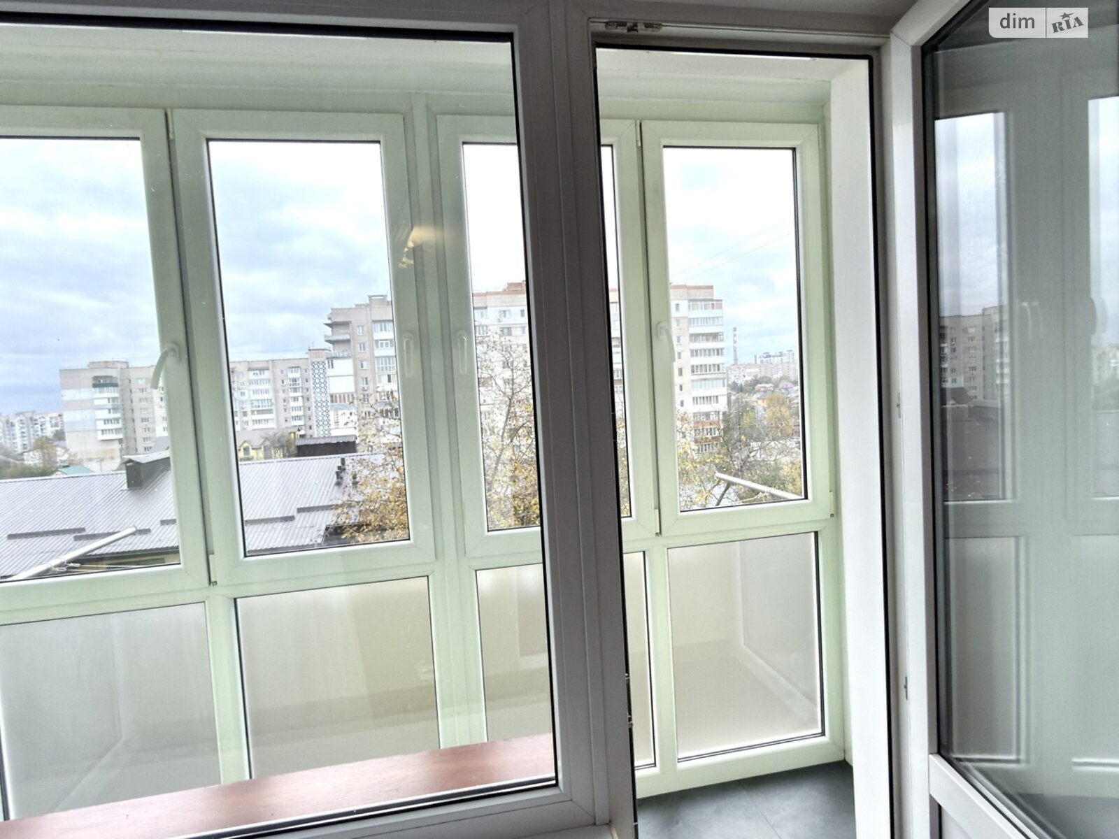 однокомнатная квартира в Виннице, район Урожай, на ул. Николая Амосова 9, кв. 28 в аренду на долгий срок помесячно фото 1 однокомнатная квартира в Виннице, район Урожай, на ул. Николая Амосова 9, кв. 28 в аренду на долгий срок помесячно фото 1